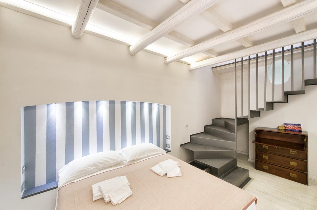 Castelletto Suite La Marina Cagliari Luaran gambar